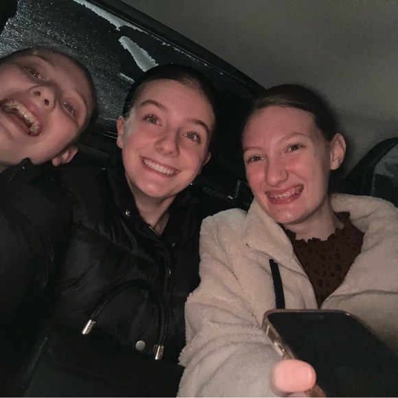 Heyyy! - Picture 4 of 12